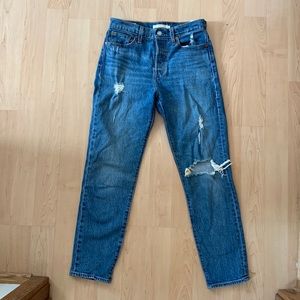 Levi’s Wedgie size 26